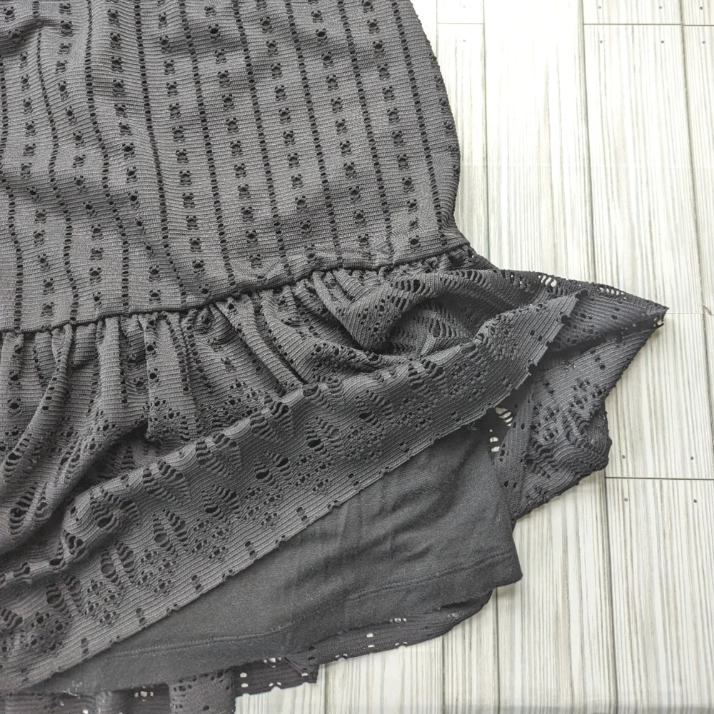 Anthropologie Moulinette Soeurs Perforated Ruffle Skirt in Black Size Small
